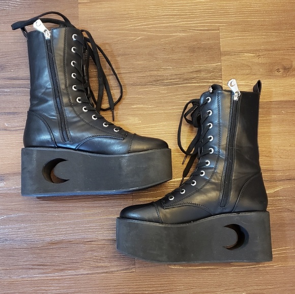 eternal eclipse platform boots
